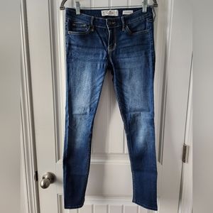 HOLLISTER JEANS LOW RISE SUPER SKINNY